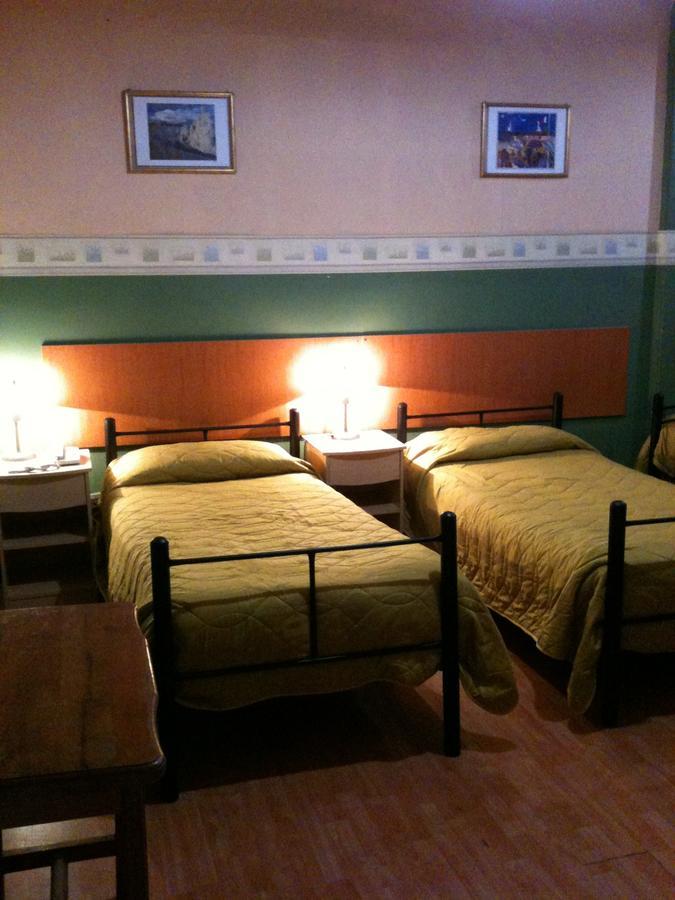 Hotel Londres 35 Santiago Oda fotoğraf